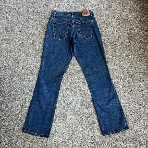 Vintage Levi’s 550 Medium Wash Relaxed Boot Cut Jeans, Size 6 - Picture 7 of 9